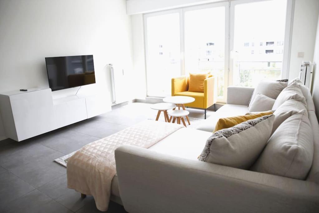 Charming Modern 2 Bedroom Apartment Alzingen Exterior photo